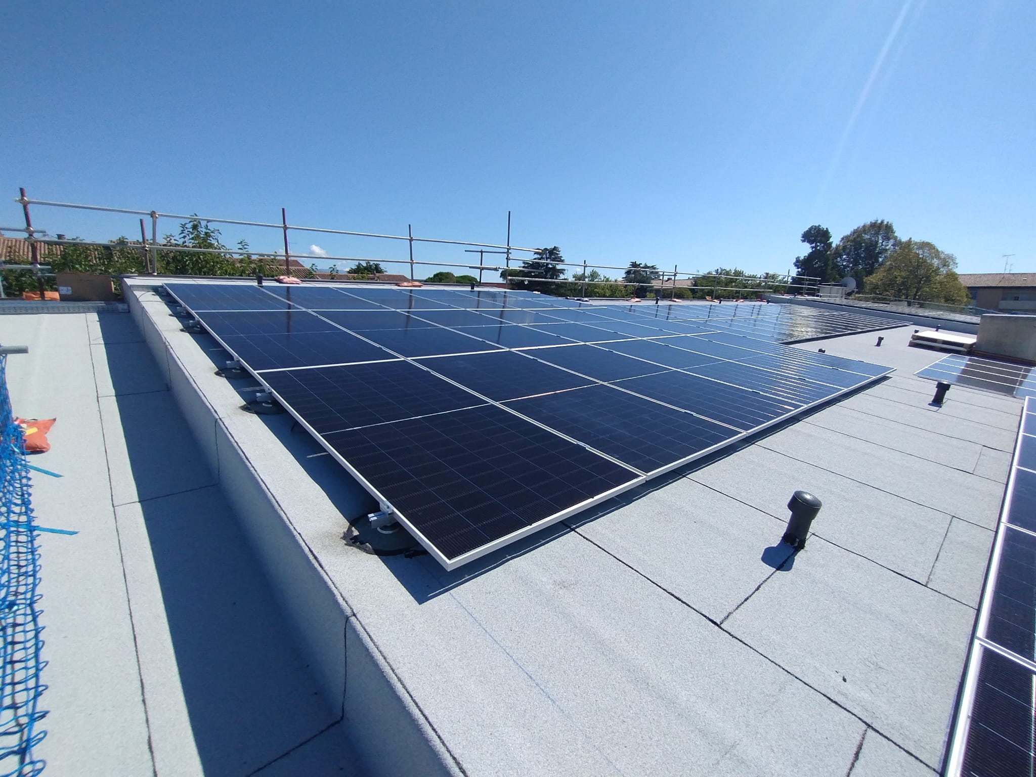 Impianto fotovoltaico KT SRL